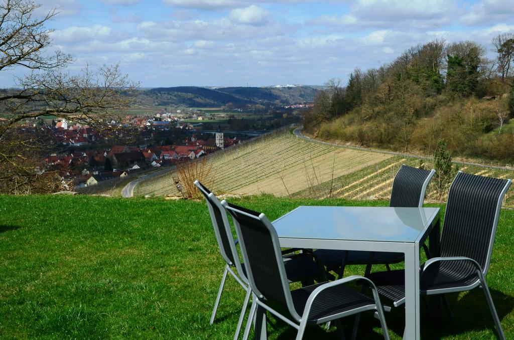 Kirschberghof Gastehaus Und Weinverkauf Sommerhausen Eksteriør billede